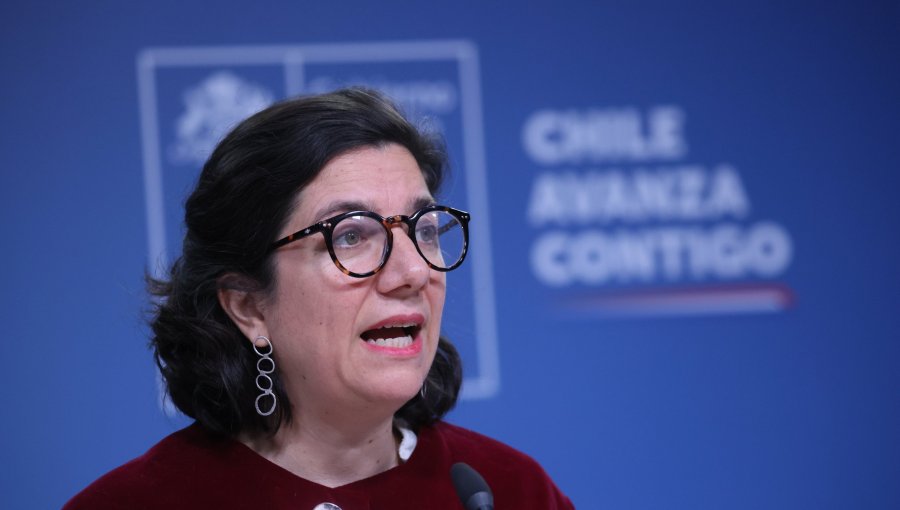 Vocera (s) de Gobierno por dichos de Landerretche sobre el Frente Amplio: "Una mala cuña puede perseguirnos por semanas"