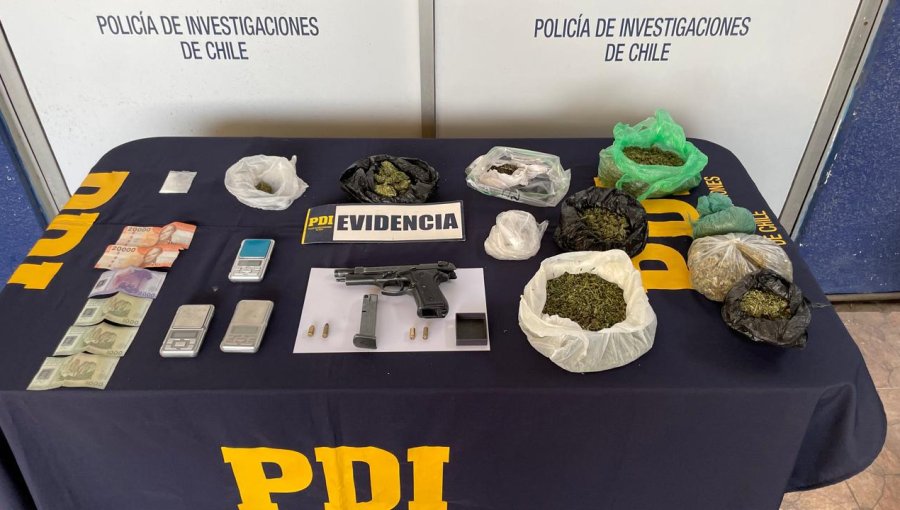 Con drogas y un arma adaptada cae microtraficante en plaza de La Calera
