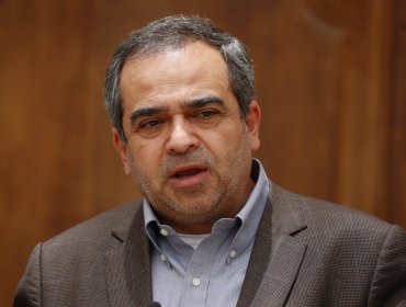 Presidente del PPD dice que el FA "coqueteó con este mundo, pero no era el responsable de la violencia" en el estallido social