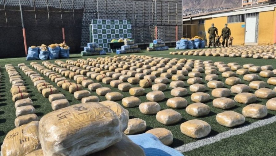 Operativos antidrogas permiten incautar casi 1,7 toneladas de droga en tan sólo 24 horas en la región de Antofagasta