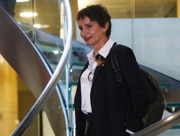 Carolina Tohá "invita" a una reflexión en torno a la violencia en el estallido social: "La política falló en toda la línea"