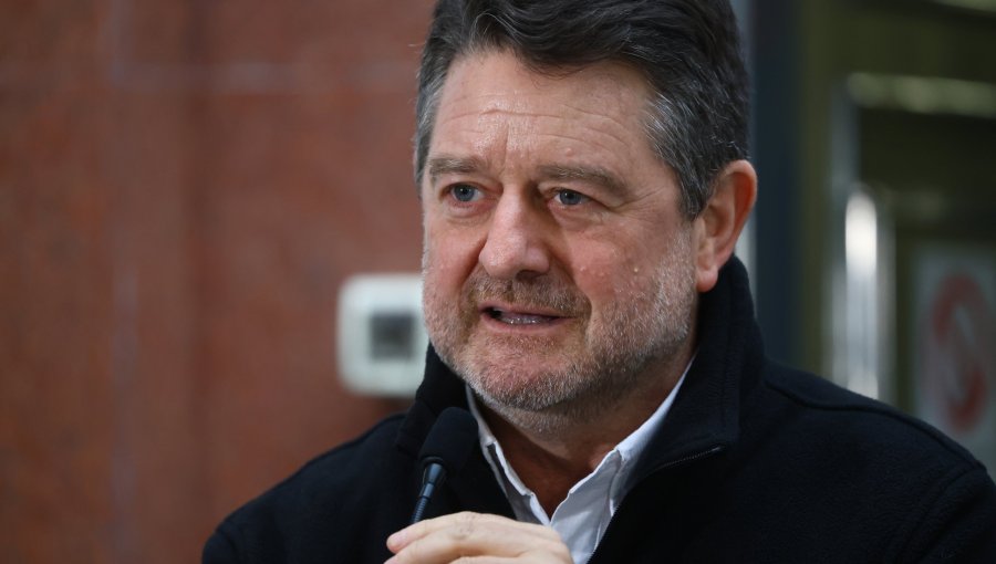 Gobernador Orrego reitera defensa ante Consejo Regional Metropolitano por informe de Contraloría