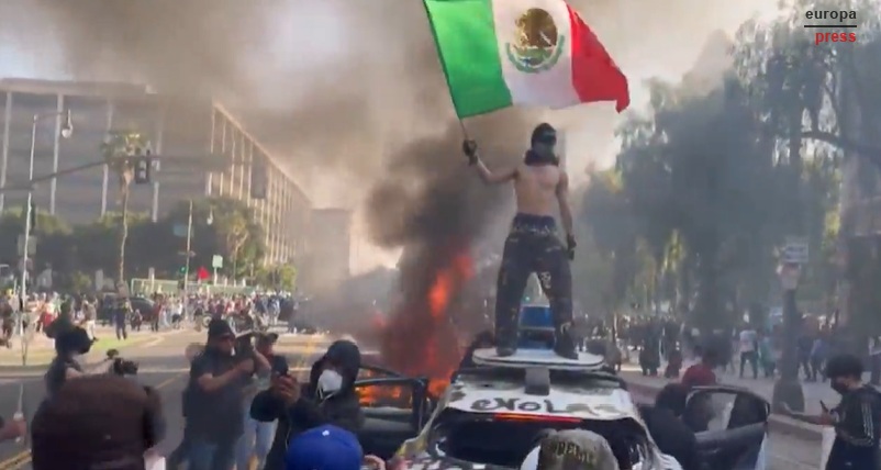 Estados Unidos recurre a los marines para controlar las protestas de migrantes en Los Ángeles