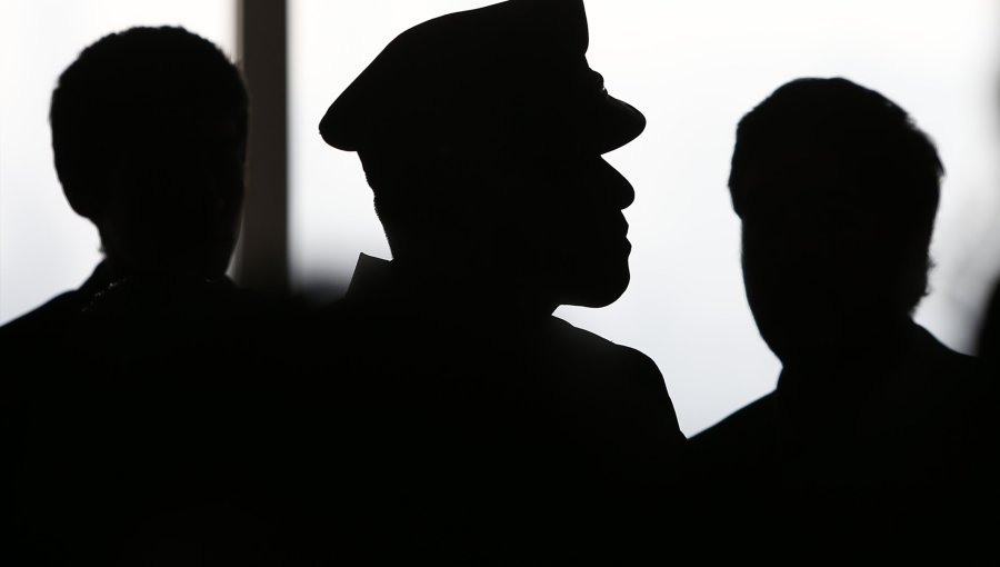 Carabineros dio de baja a nueve funcionarios por su presunta participación en delitos