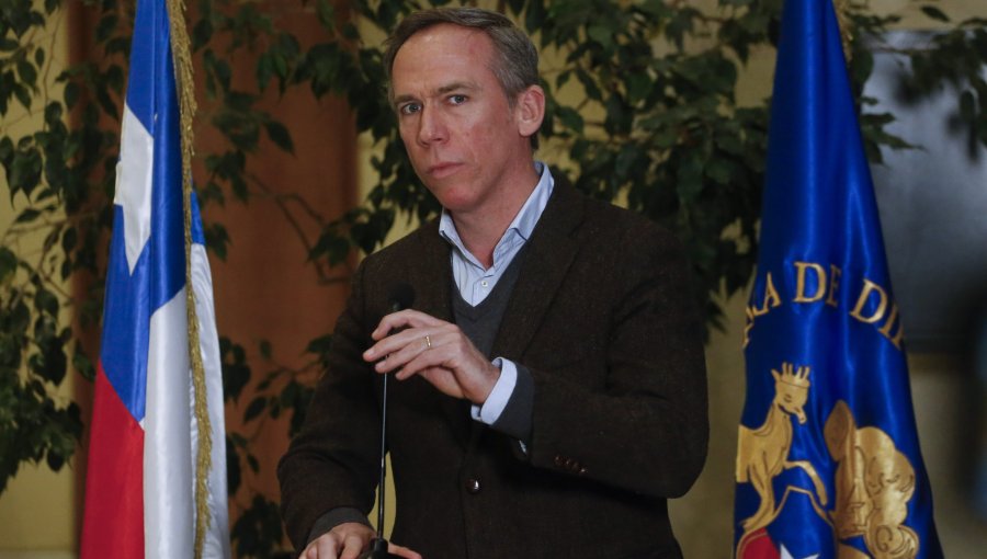 Presidente de la Comisión de Constitución de la Cámara fija en dos semanas el plazo para tramitar la reforma al sistema político
