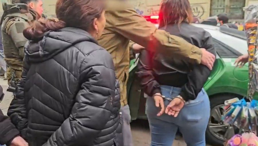 Detienen a integrantes de la banda la "Jauría": atacaban transeúntes en el casco histórico de Santiago