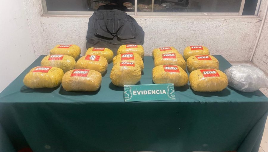 Sujeto deja abandonado un bolso con 16 kilos de marihuana tras balacera en la comuna de La Florida