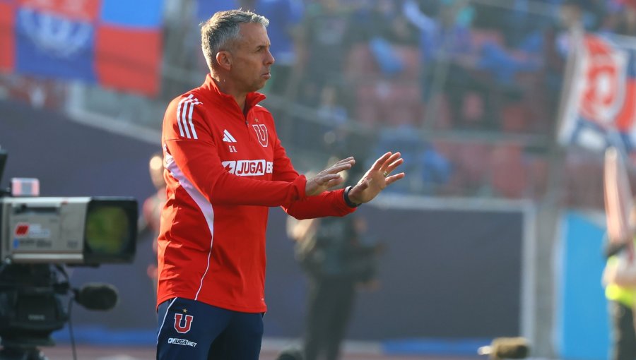 U. de Chile ya tendría en carpeta un plan B en caso de que Gustavo Álvarez dirija a la Roja
