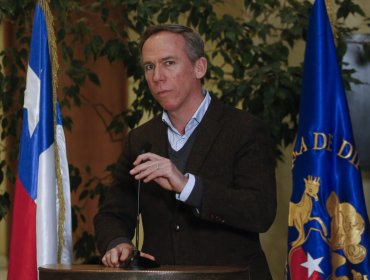 Presidente de la Comisión de Constitución de la Cámara fija en dos semanas el plazo para tramitar la reforma al sistema político