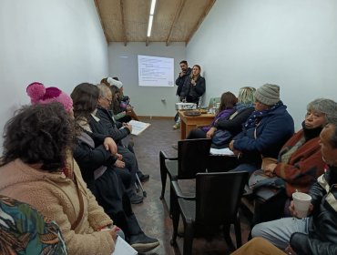 Refuerzan apoyo a locatarios y emprendedores de Laguna Verde con operativo en terreno