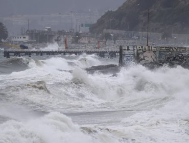 Senapred emite alertas en Región de Valparaíso por fuertes lluvias y aluviones