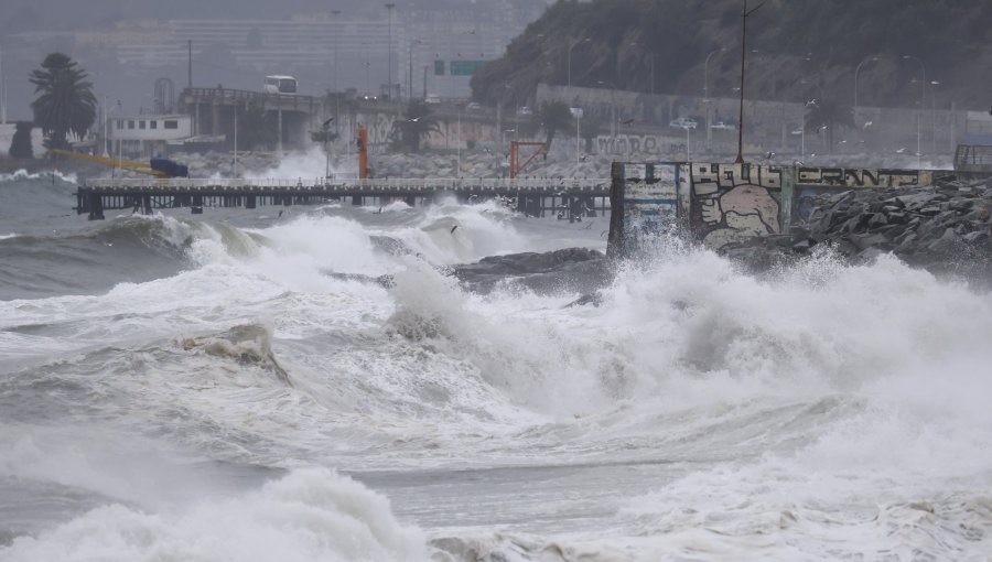 Senapred emite alertas en Región de Valparaíso por fuertes lluvias y aluviones