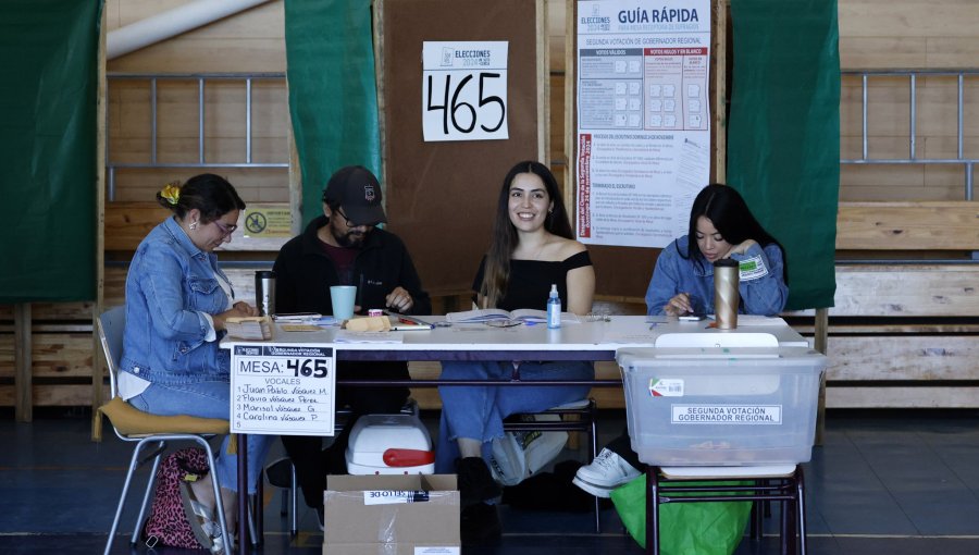Primarias 2025: Servel publica lista definitiva de vocales de mesa