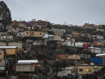 Remoción en masa causó daños mayores en una casa del sector Achupallas de Viña del Mar