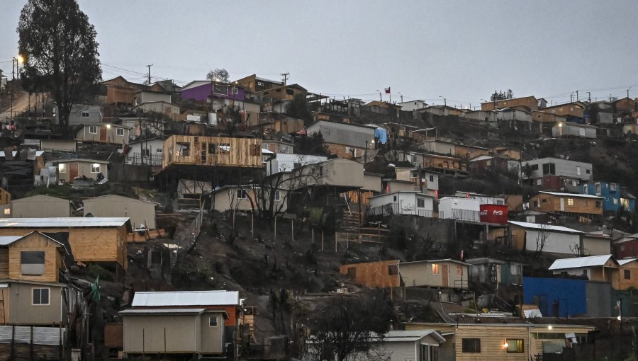 Remoción en masa causó daños mayores en una casa del sector Achupallas de Viña del Mar