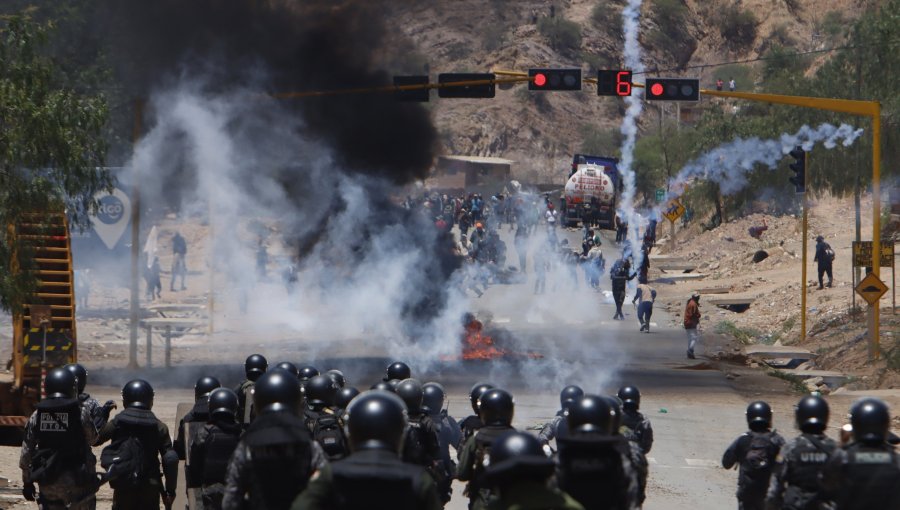Seguidores de Evo Morales anuncian "pausa humanitaria" en los bloqueos de carreteras bolivianas