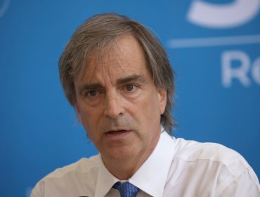 Senador Cruz-Coke por candidatura de Jara: "El PC no tiene la capacidad moral para llegar a la presidencia"