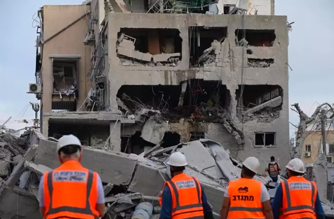 Israel ataca y da muerte a alto comandante en nuevos bombardeos: Irán respondió con misiles