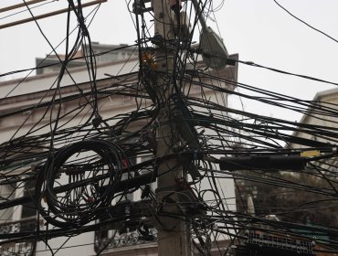 Avanza proyecto que modifica la Ley General de Telecomunicaciones: autoriza a municipios a retirar cableado aéreo en desuso
