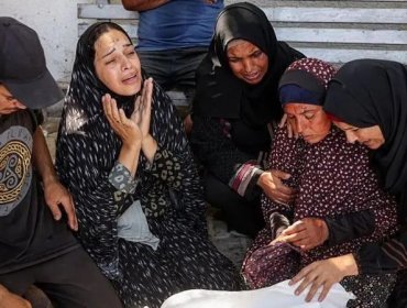 Cerca de 60 palestinos mueren en el peor ataque israelí cerca de un centro de distribución de alimentos hasta la fecha
