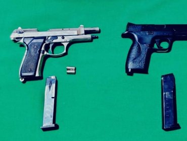 Detienen a conductor que se movilizaba con dos armas de fuego en Horcón: sujeto mantiene antecedentes penales