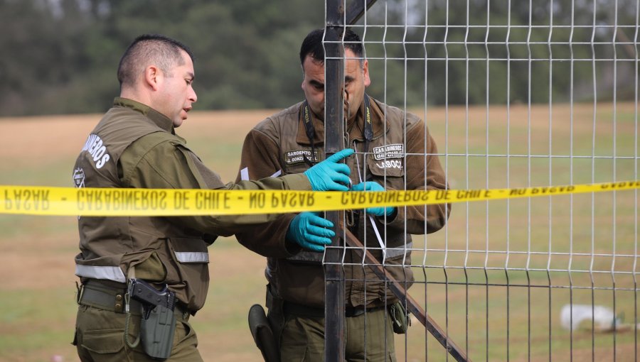 Grupo armado irrumpe en el Regimiento Maipo de Valparaíso y sustrae dos fusiles de guerra y municiones a soldados de guardia