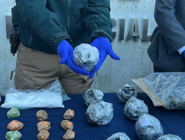 Desarticulan banda criminal que lanzaba «pelotazos» a la cárcel de Valparaíso: seis detenidos y $150 millones en incautaciones