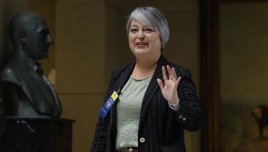 Jeannette Jara agradece respaldo del alcalde de Puente Alto de cara a las primarias