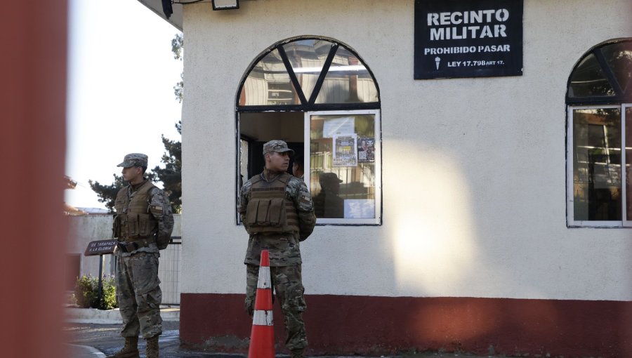 Ejército ordena sumario para determinar posibles responsabilidades en robo de fusiles a soldados del Regimiento Maipo de Valparaíso