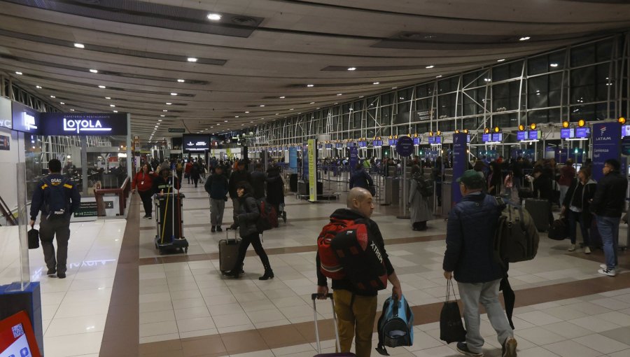 Hombre en situación de calle murió al interior del terminal del Aeropuerto de Santiago