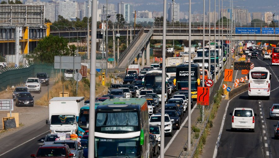 Peaje a $1.000, restricciones a camiones y otras rebajas: Así es el plan de contingencia por fin de semana largo en la Quinta Región