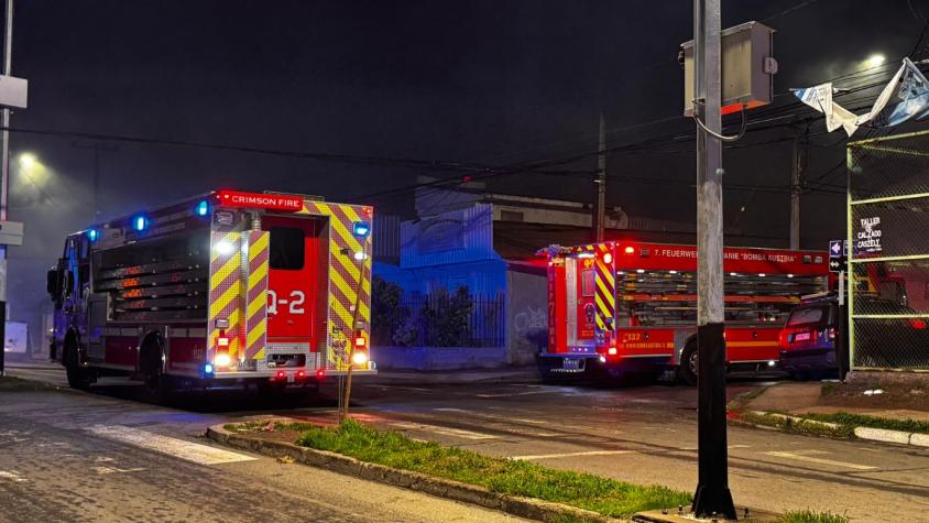 Tragedia familiar en San Bernardo: Madre y sus dos hijos mueren en incendio en su casa
