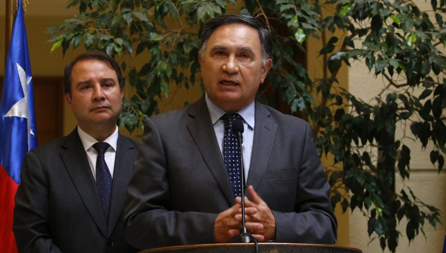 Diputados RN emplazan al ministro Marcel "asumir su responsabilidad política" tras informe de Contraloría