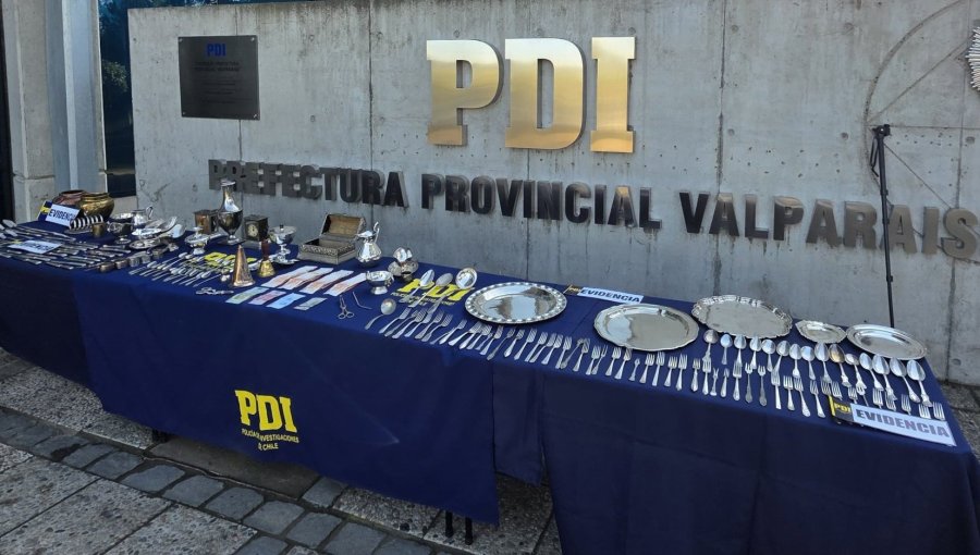 Recuperan millonario botín en antigüedades robadas en Valparaíso: tres detenidos