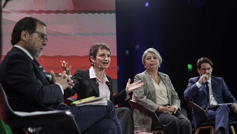 CPLT publica declaraciones de intereses y patrimonio de candidatos presidenciales a primarias