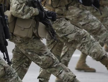 Ministro Cordero no descarta que haya más involucrados en caso de suboficiales del Ejército detenidos por narcotráfico