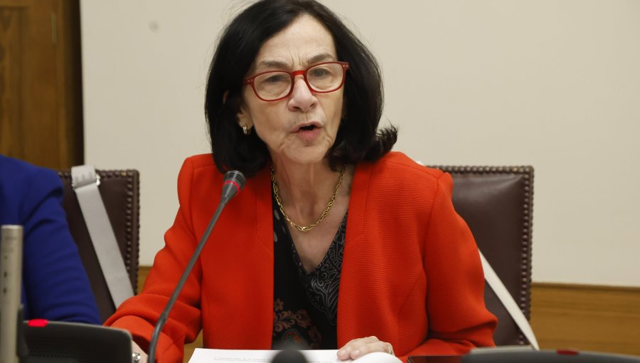 Presidenta del Banco Central afirma que posible impacto inflacionario por conflicto en Medio Oriente se medirá de aquí a dos años