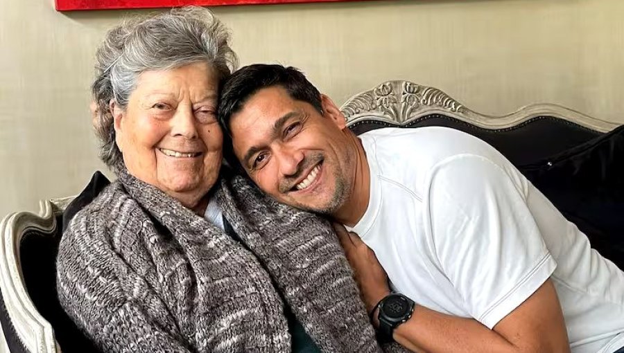 Rafael Araneda le dedica emotivas palabras a su madre tras su fallecimiento: "Siempre entre nosotros, mi reina preciosa"