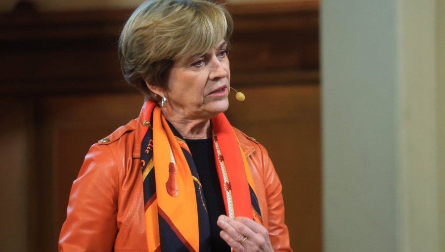 Evelyn Matthei recibe a alcaldes de Chile Vamos en su domicilio para coordinar roles en la carrera presidencial