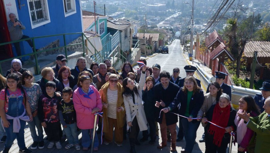 Tras 19 años de espera, vecinos de Chorrillos ven inaugurada obra vial clave para Viña