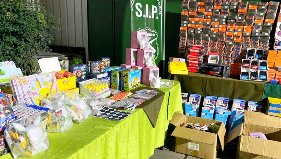 Incautan casi 8 mil productos falsificados que se vendían en Meiggs: mujer fue detenida