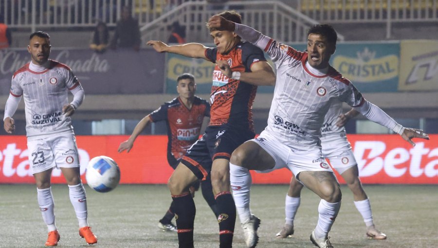 D. Limache denuncia a U. La Calera por infringir la "Ley Almirón" y pide resta de puntos