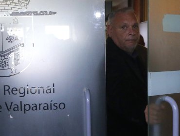 Editorial: ¿Cuánto le afecta el “humo en la cabeza” al gobernador Mundaca?