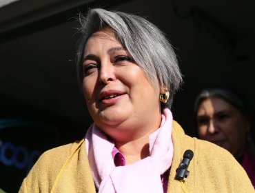 Jeannette Jara se compromete a incorporar una empresa pública a la locomoción colectiva mayor de la región de Valparaíso