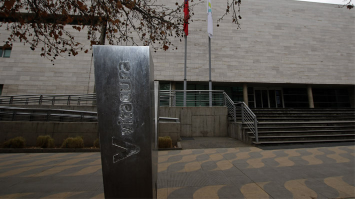Vitacura abre sumario tras viralización de video de pareja teniendo relaciones sexuales en dependencias del municipio