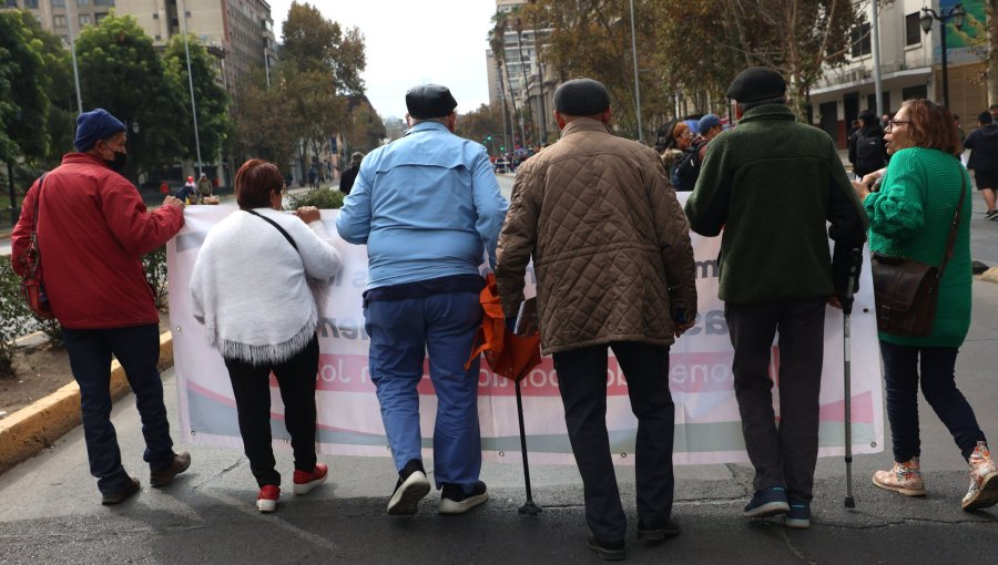 Gobierno dio suma urgencia al proyecto que traslada la gestión del Seguro de Invalidez desde las AFP al Seguro Social Previsional