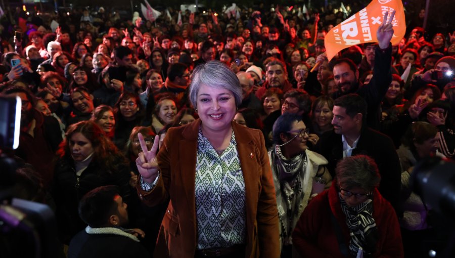 Jeannette Jara asegura en cierre de campaña que apoyará a cualquier carta del oficialismo que gane la Primaria