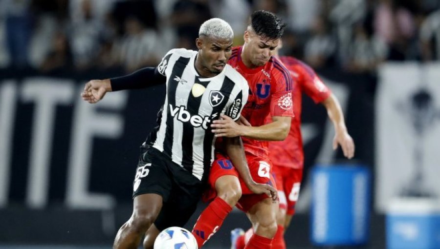Conmebol sancionó a la U por acto racista en su eliminación de la Libertadores