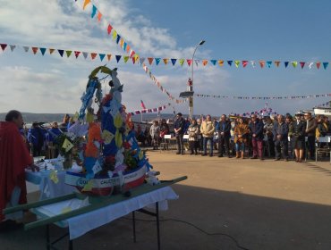 Una verdadera fiesta se vivió en Caleta Pichicuy: Festividad de San Pedro estuvo lleno de bailes y un recuerdo a desaparecidos de Lancha Bruma