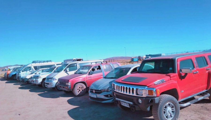 Alarma por supuesto plan boliviano para regularizar autos ilegales ingresados desde Chile: proceso difundido era falso